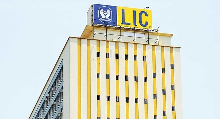 History & Overview of LIC in India : Bank & Insurance